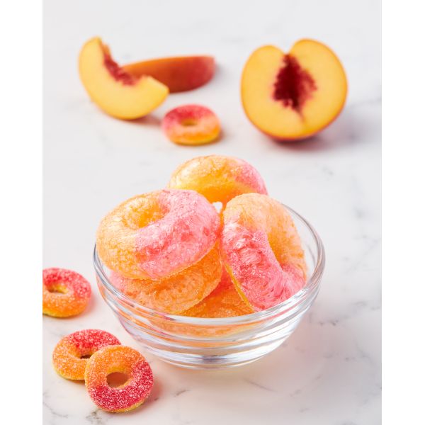 Freezedried Peach Rings Lyo & Co. Inc. Aliments du Québec