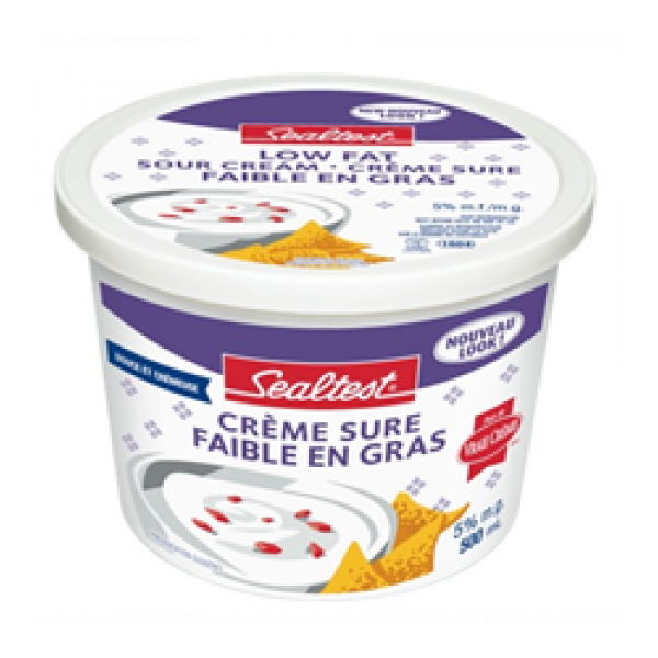 Low fat sour cream 5 M.F. Agropur Cooperative Aliments du Québec